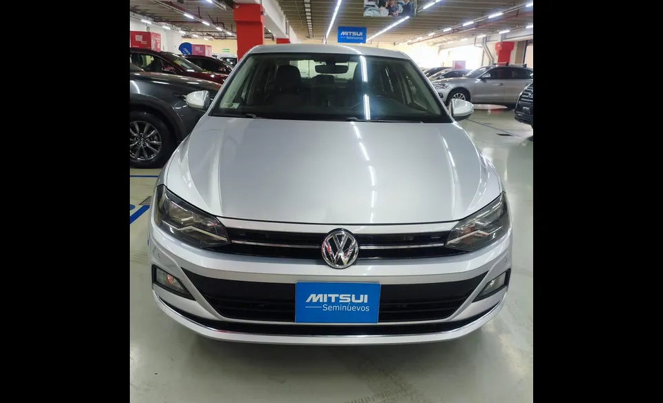 VOLKSWAGEN VIRTUS 2018 Seminuevo Gasolina Automático Lima | NeoAuto